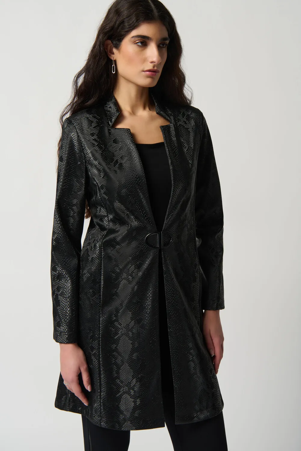 234111 Snakeskin Coat with Button-up Style