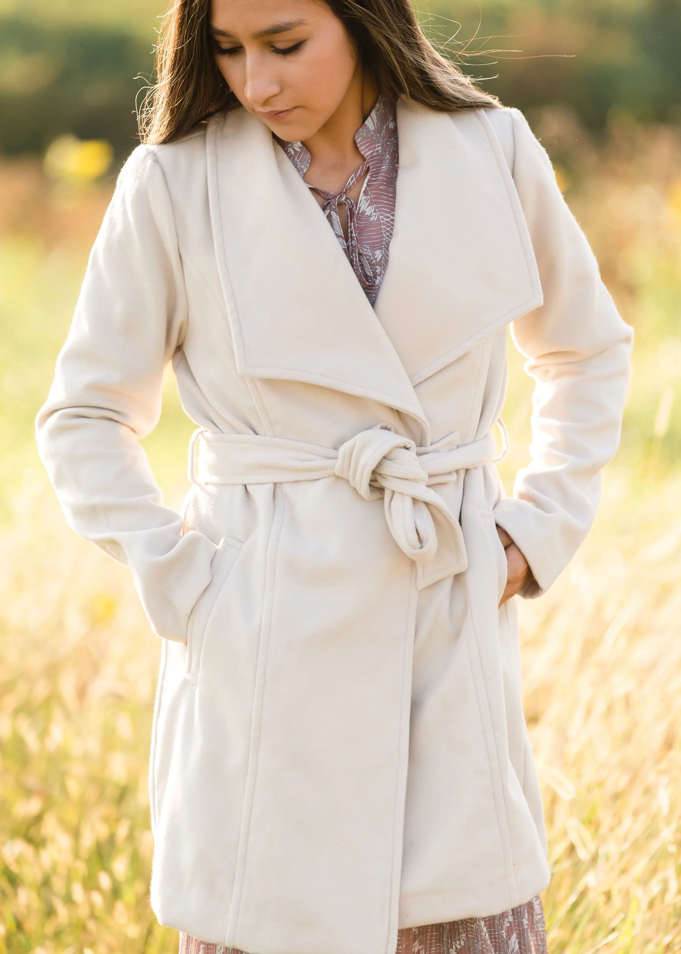 Final sale beige collared belted fleece coat