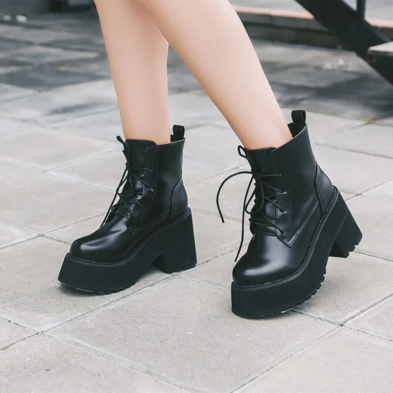 Vintage Chunky Lace Up Platforms