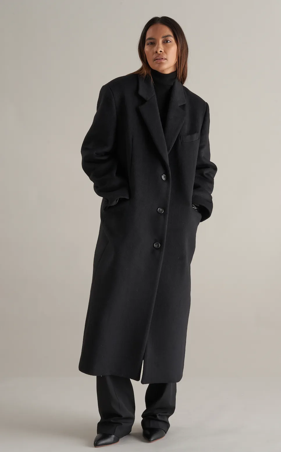 Black Wool Coat - Beni Single Breasted