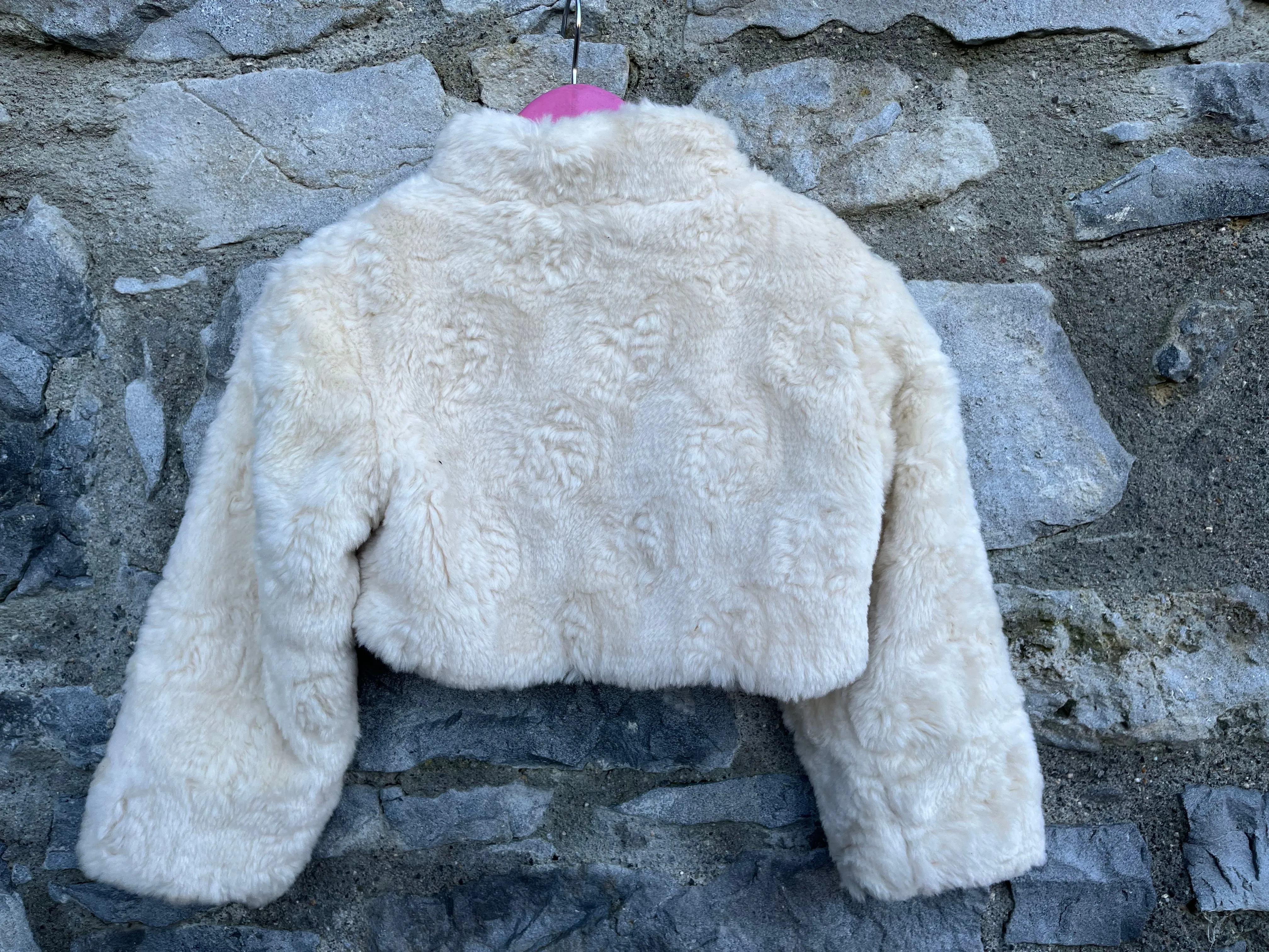 Cream short faux fur jacket for 3-4 year old (98-104cm)