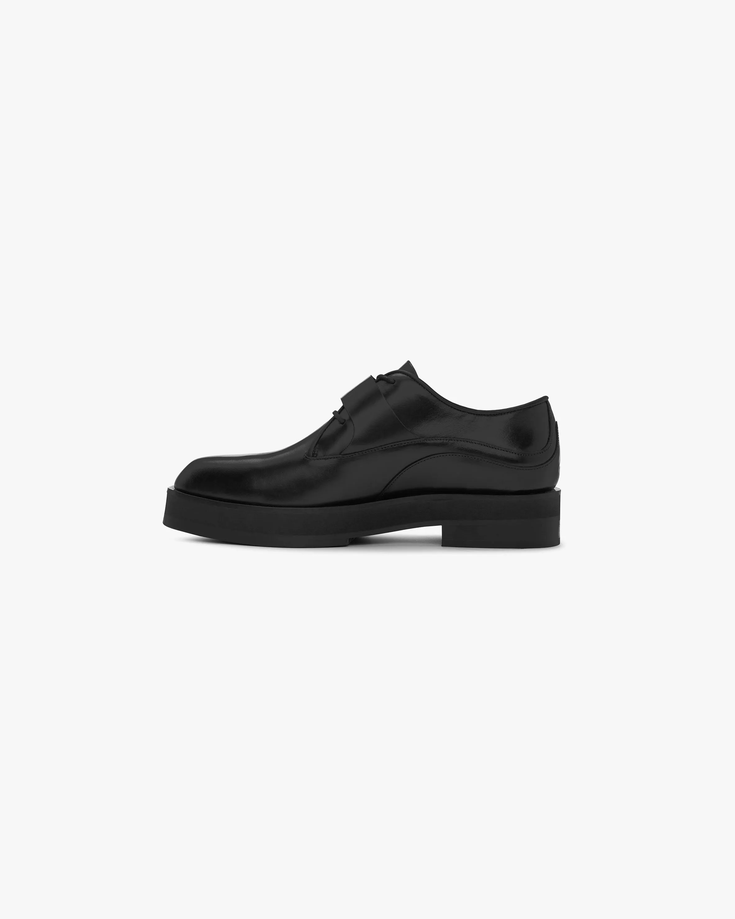 Derby - Black