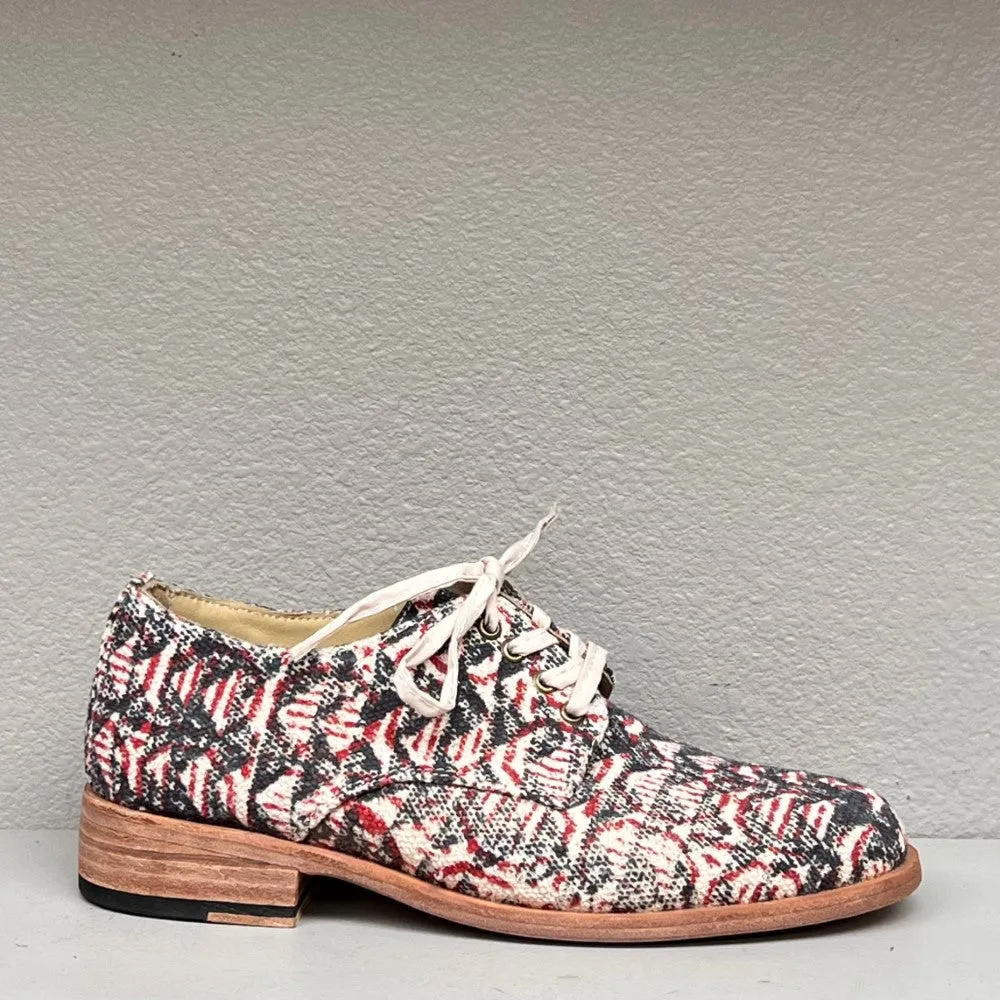 Derby -lace up/ printed fabric/ leather sole