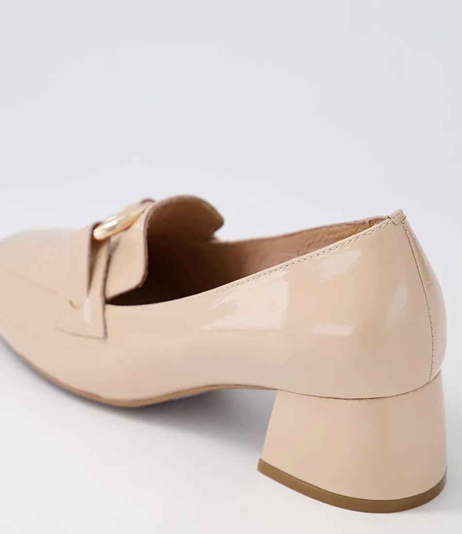 DJANGO & JULIETTE Comal Latte Patent Leather Heels