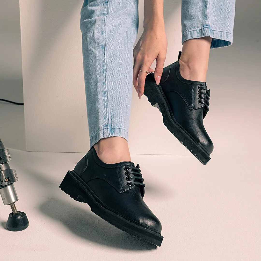 'Everyday Derby' unisex vegan shoe with chunky sole by Ahimsa - black