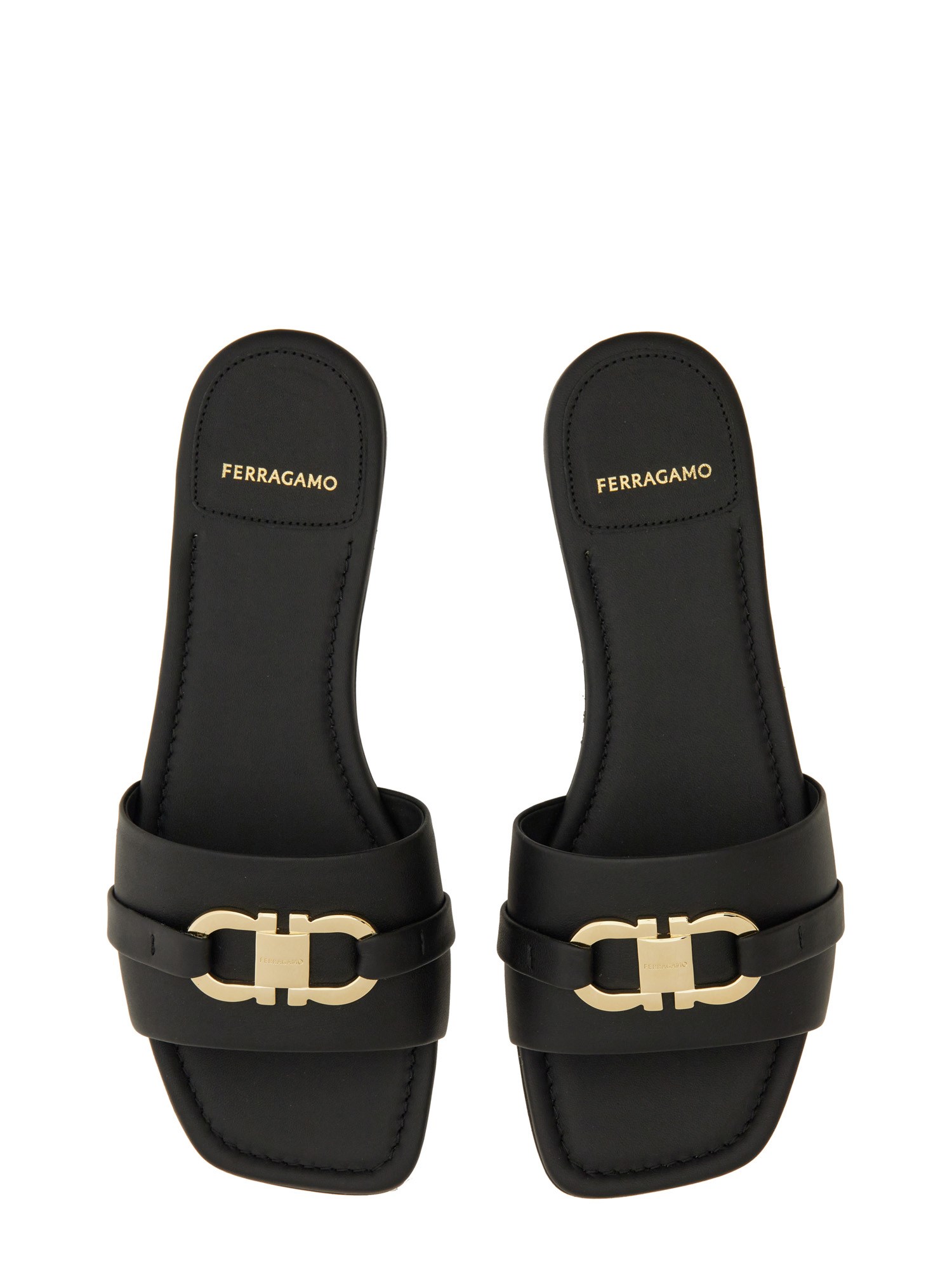 FERRAGAMO    SLIDE SANDAL