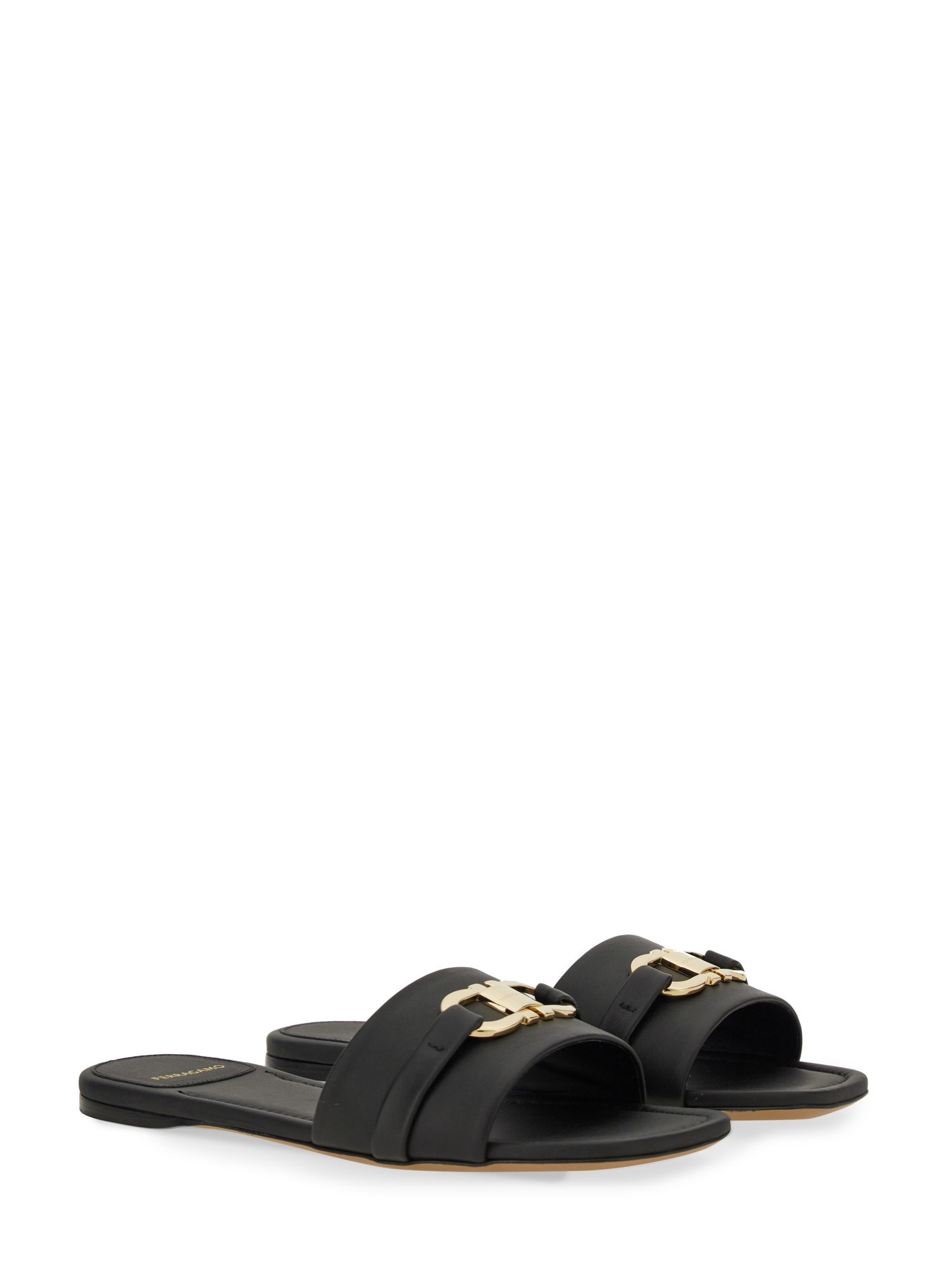 FERRAGAMO    SLIDE SANDAL