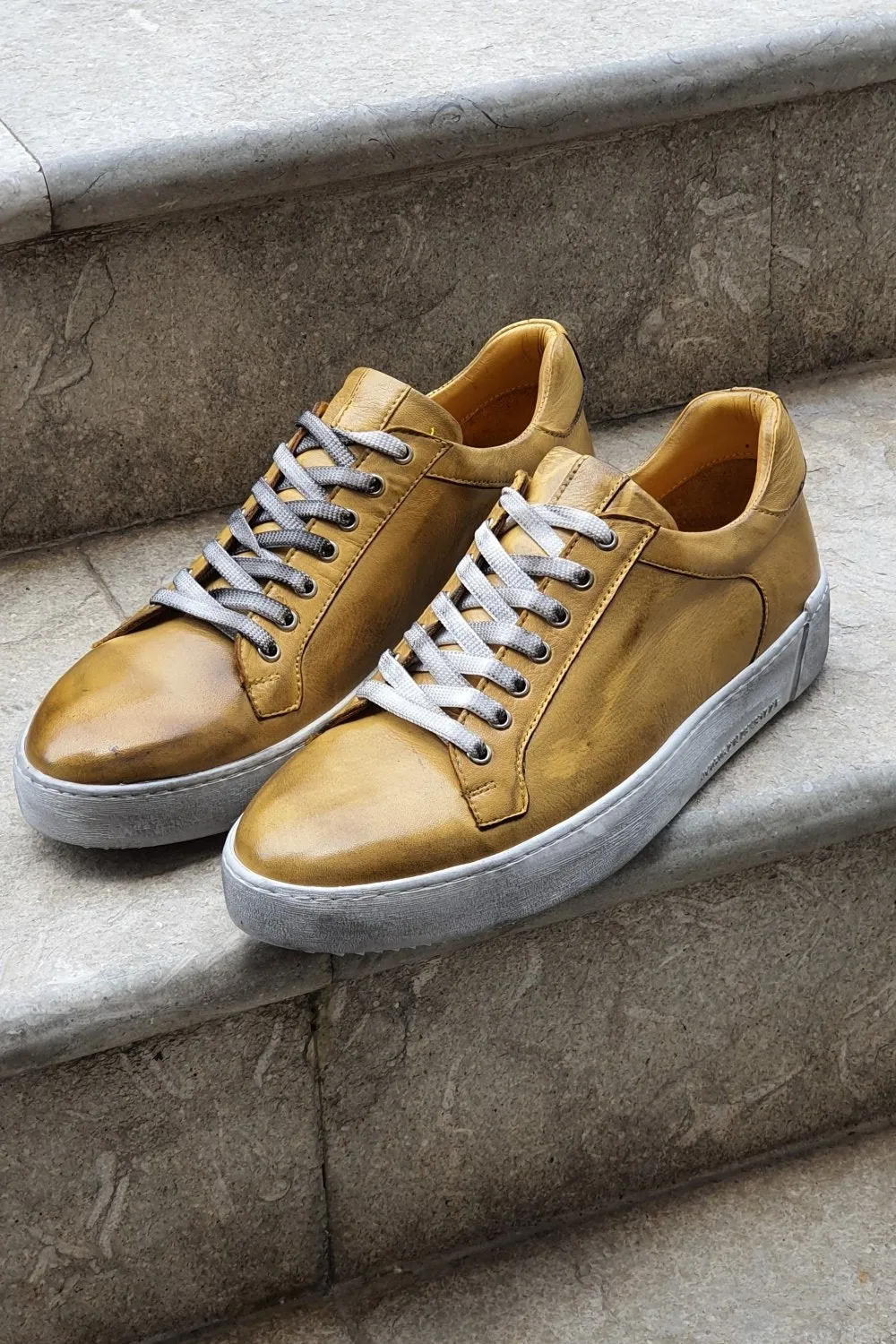 Golden Winner Lace-up Sneakers