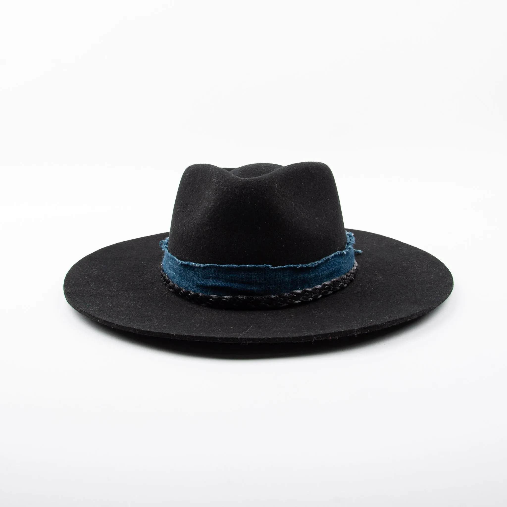 Hampui Teardop Hat  Black 