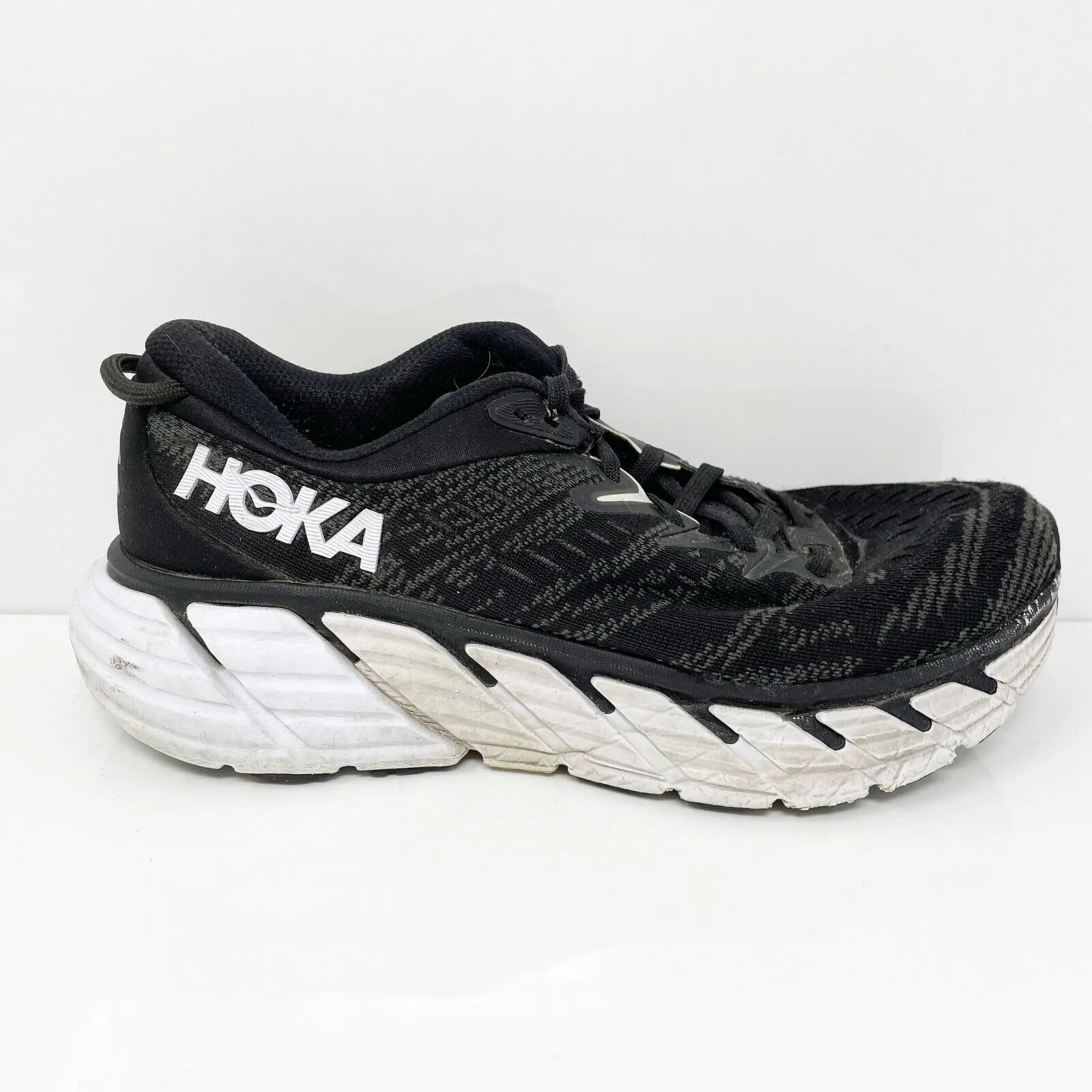 Hoka One One Womens Gaviota 4 1123199 BWHT Black Running Shoes Sneakers Size 7 B