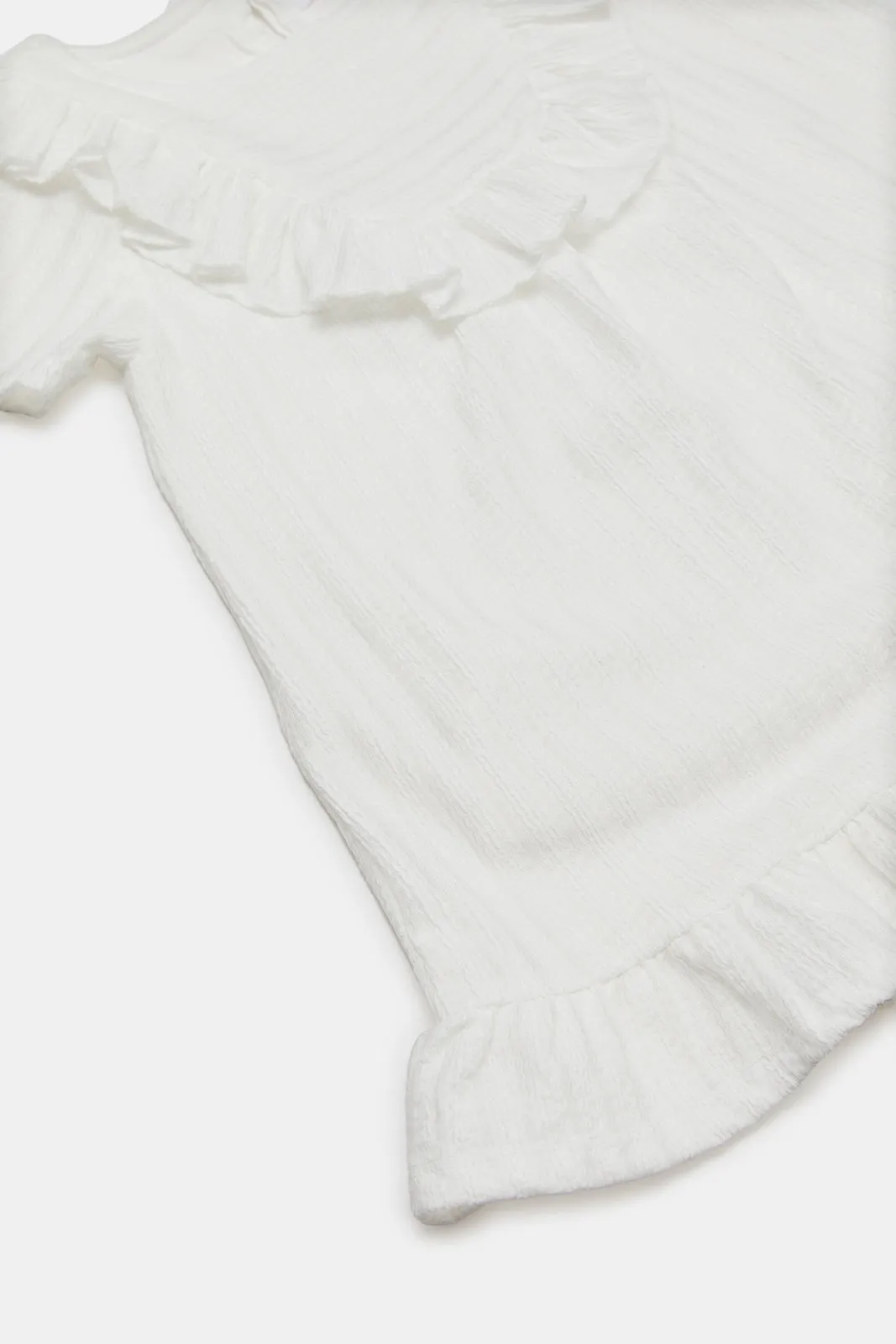 Infant Girls White Ruffled Neck Dress