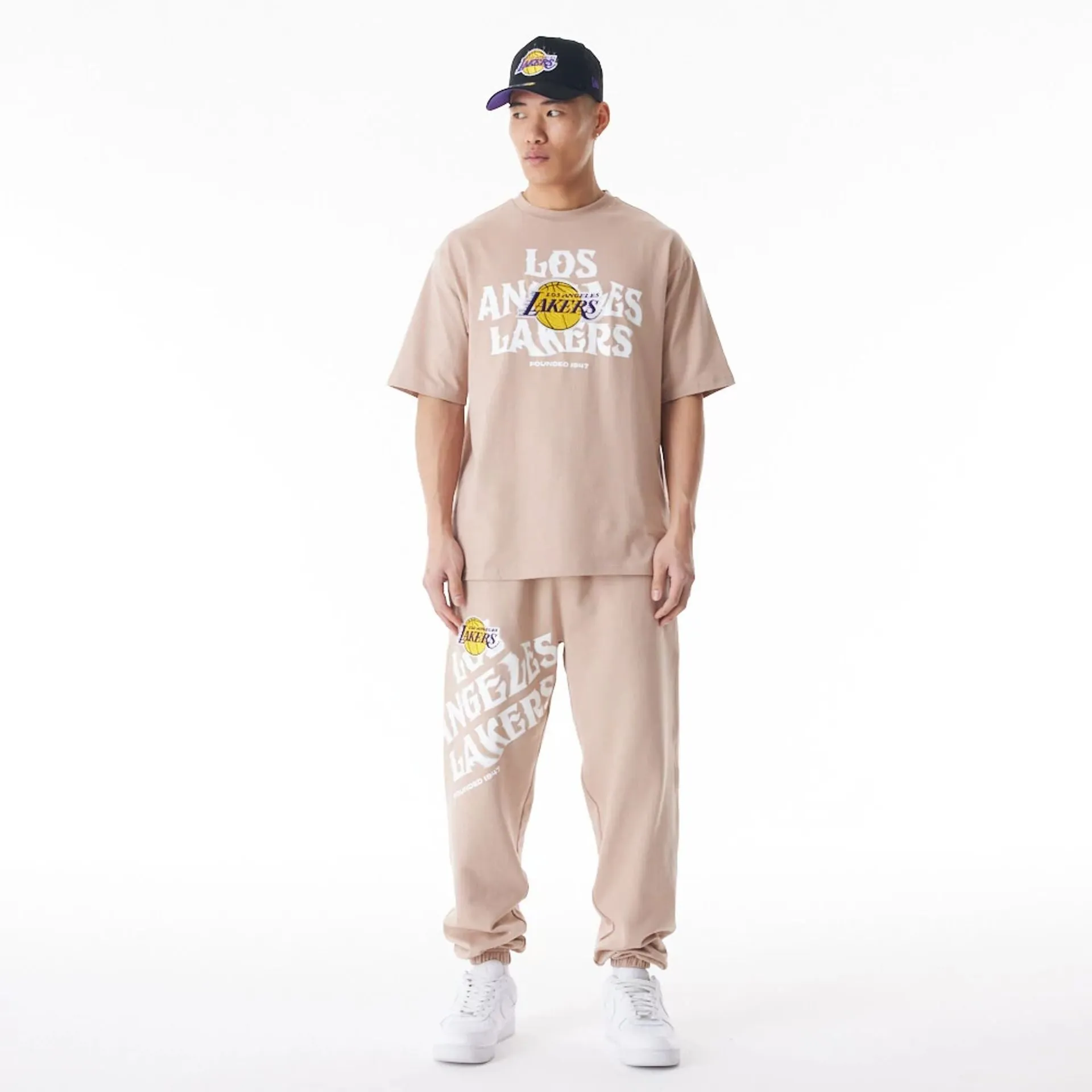 LA Lakers NBA Graphic Beige Joggers