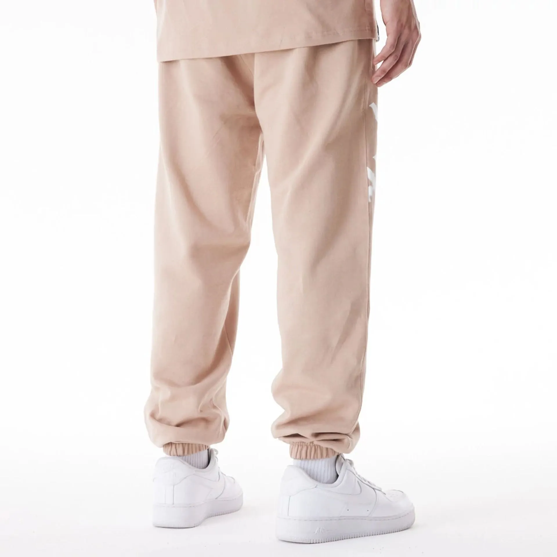 LA Lakers NBA Graphic Beige Joggers