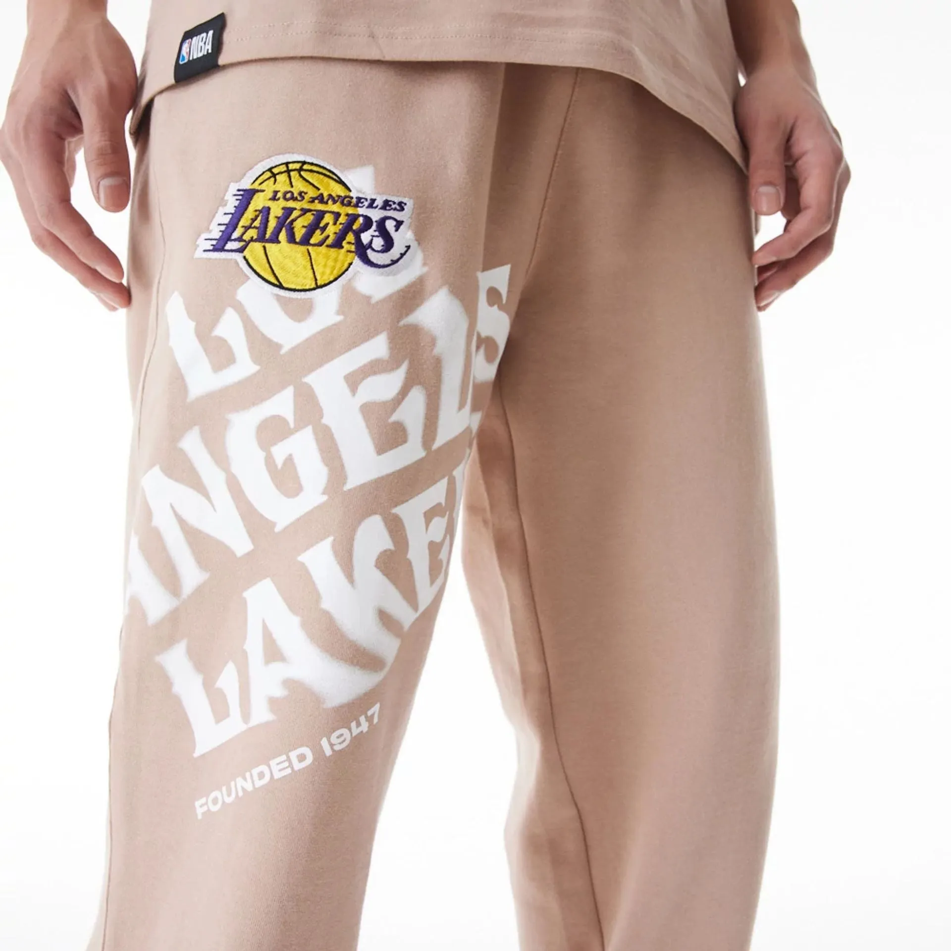 LA Lakers NBA Graphic Beige Joggers