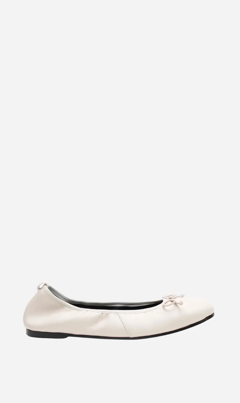  La Tribe      Ballet Flat - Milk 