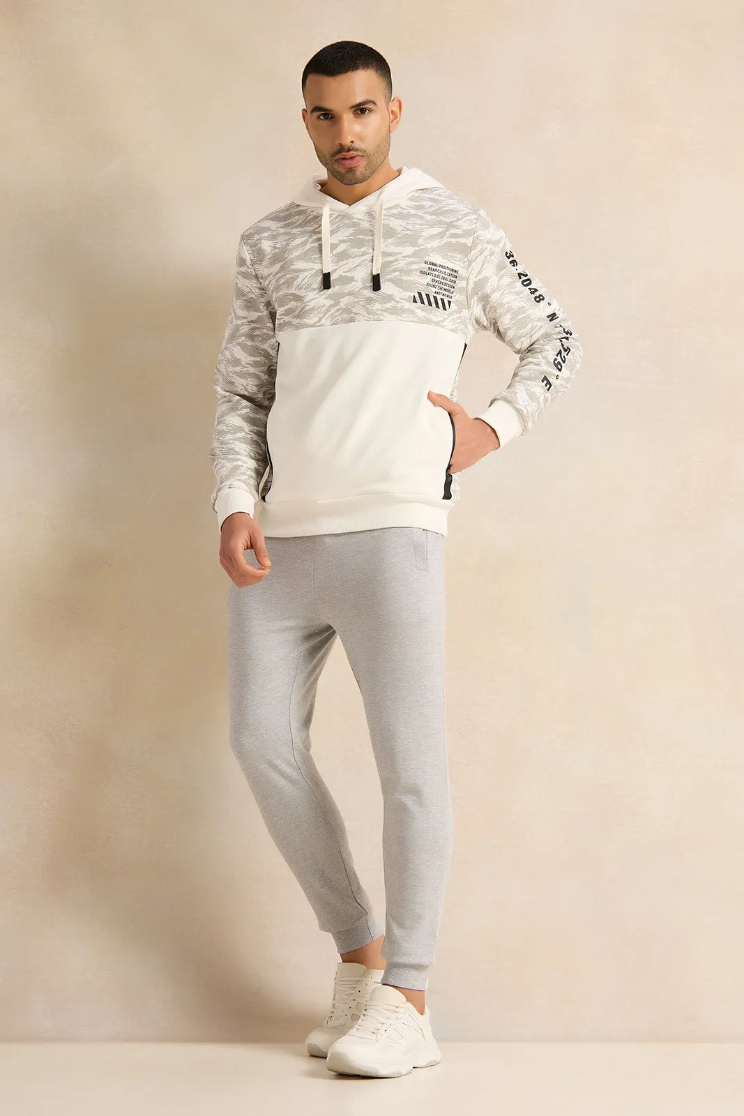 Men White Printed Active Sweatshirt