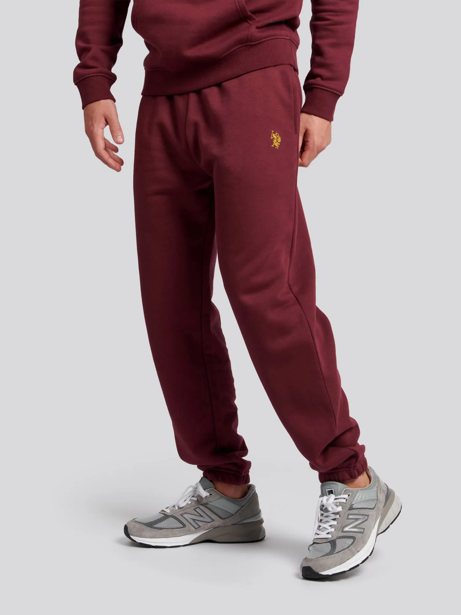 Mens Fleece Joggers in Windsor Wine