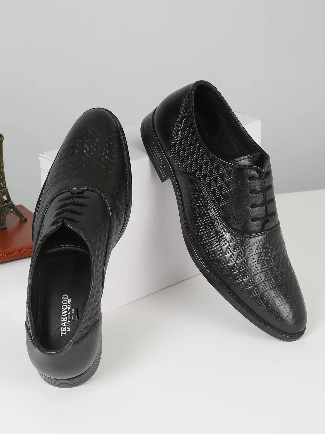 Mens's Black Patterned Texture Leather Formal Shoes