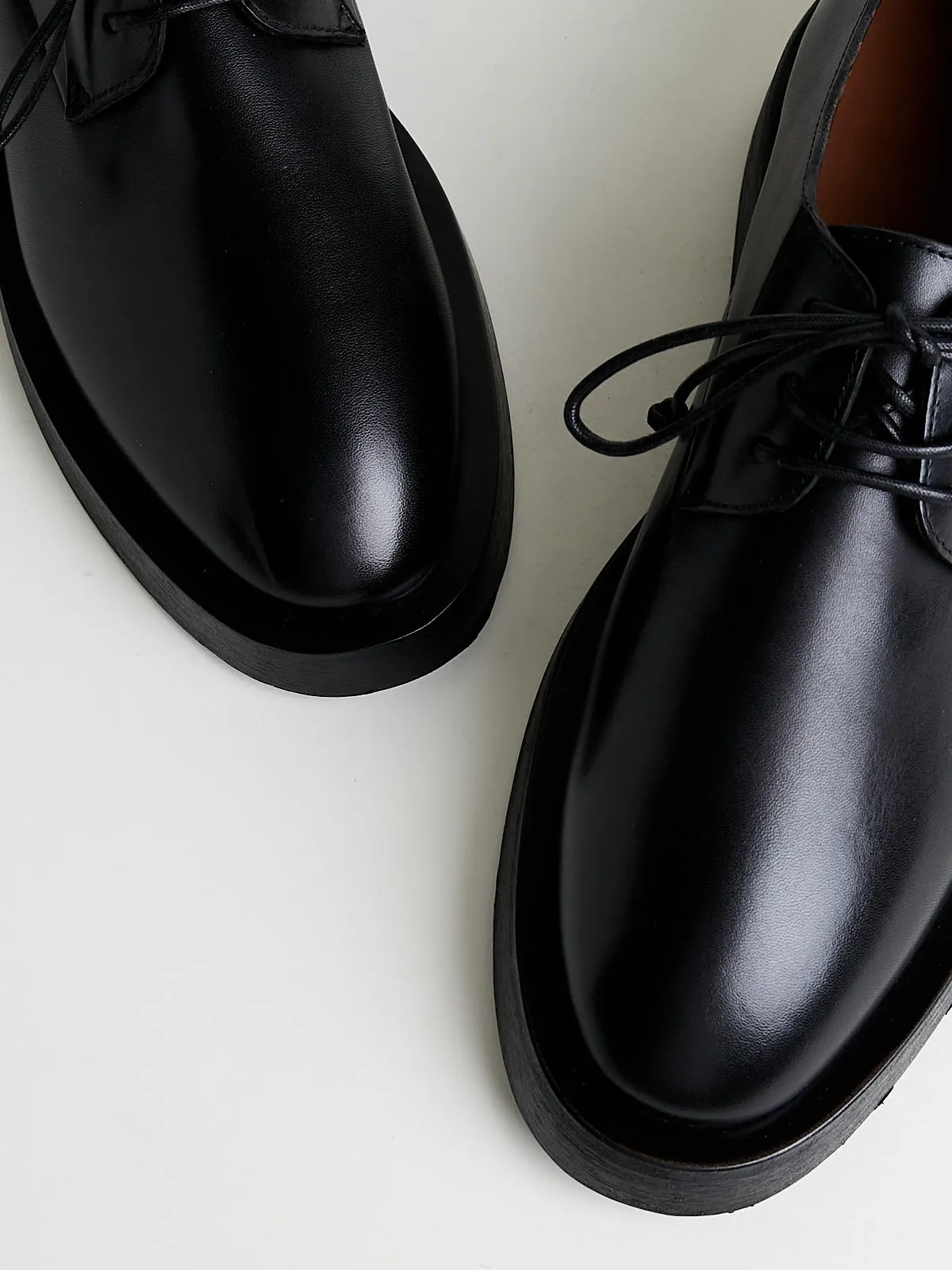 Mentone Derby in Nero