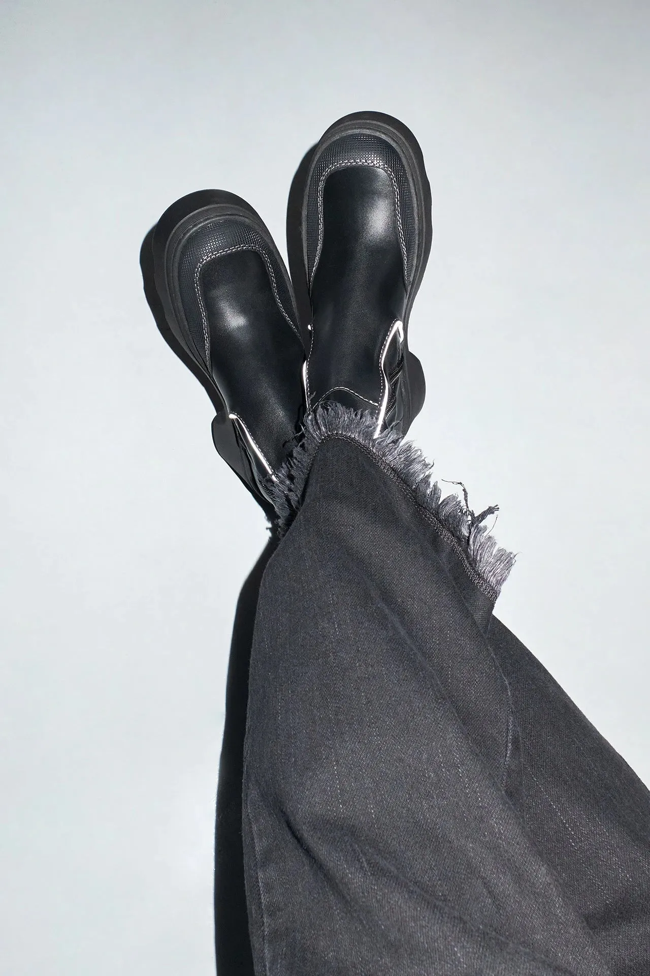 MIISTA Deandra Black Boots