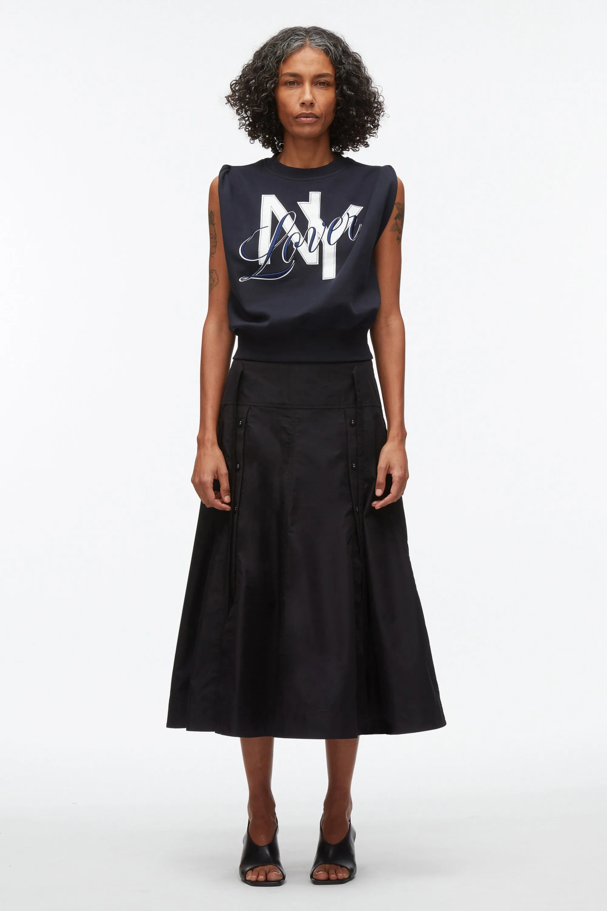 NY Lover Sleeveless Cropped Sweatshirt