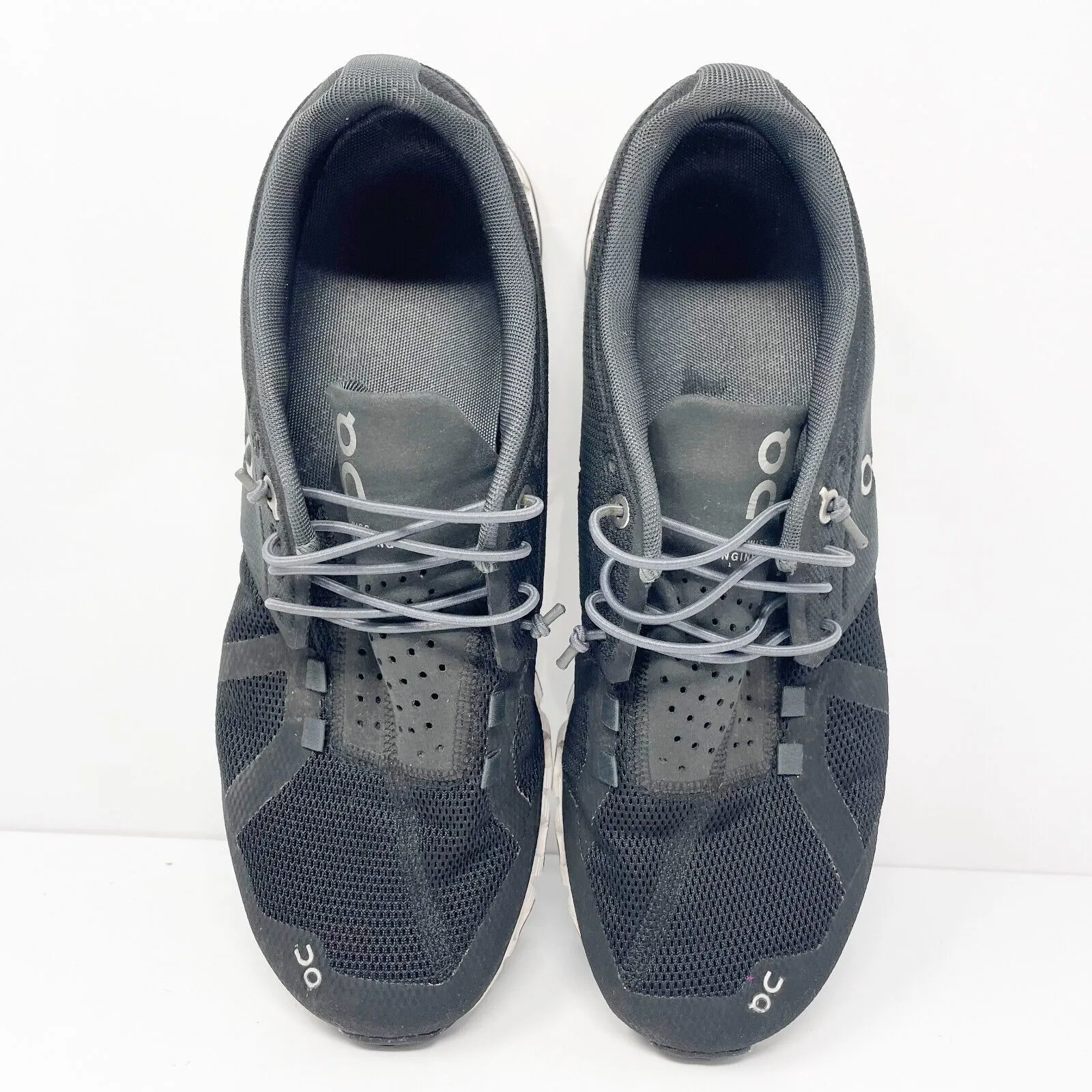 On Womens Cloud 5 Black Running Shoes Sneakers Size 9.5