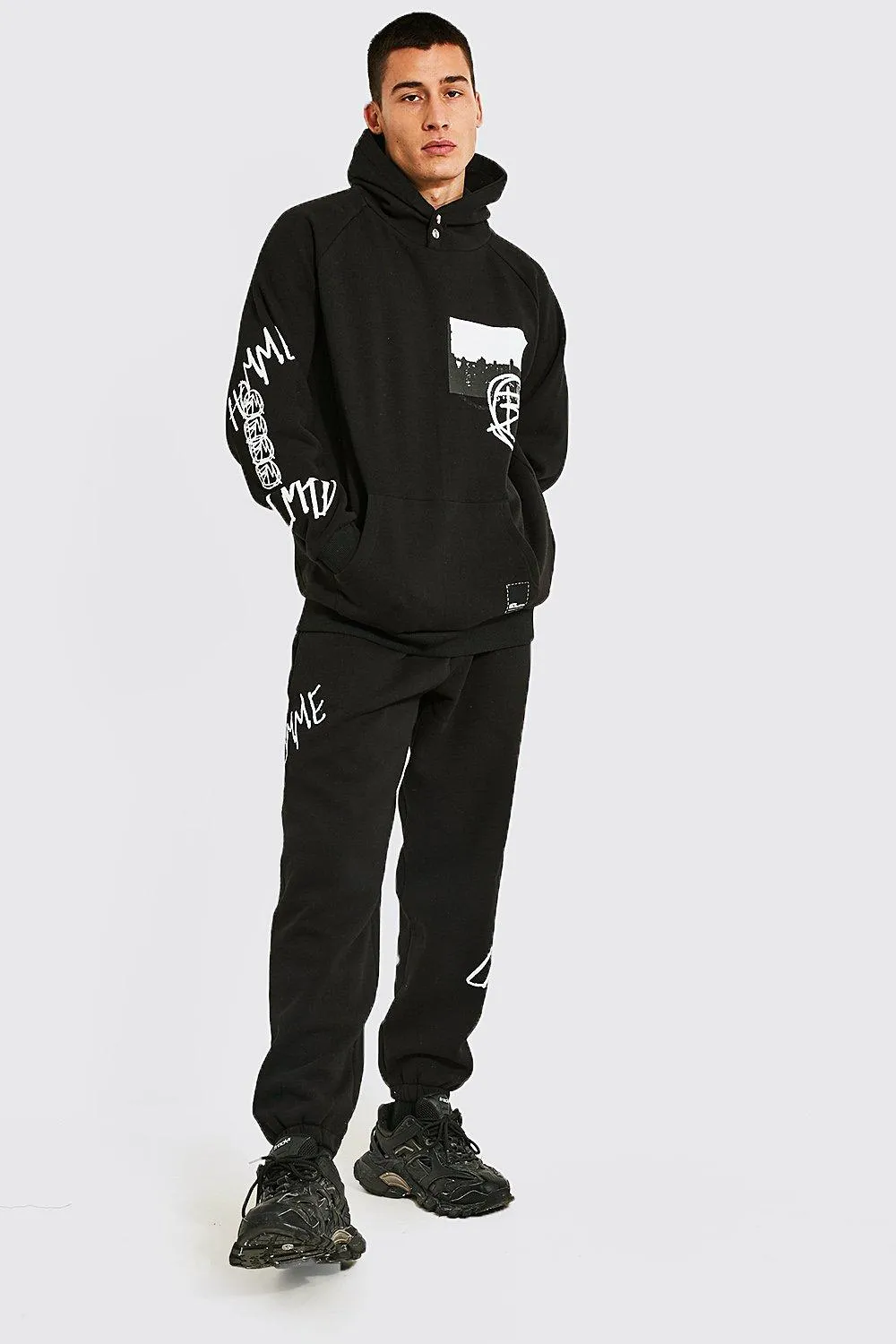 Oversized Homme Graphic Raglan Tracksuit | boohooMAN UK