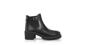 Plain Chelsea Boots