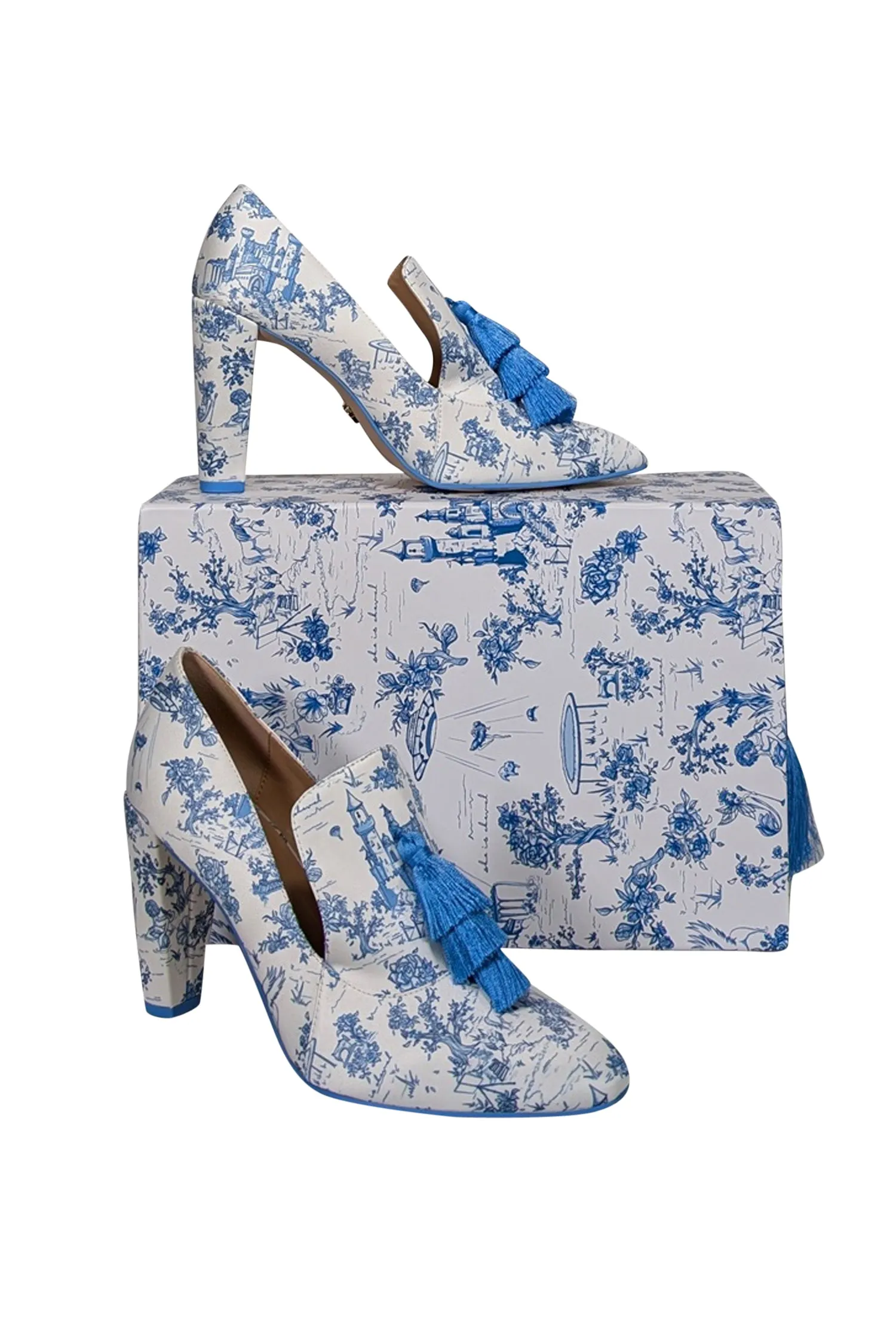 She Is Cheval - White & Blue Toile Print Satin Heels Sz 8.5