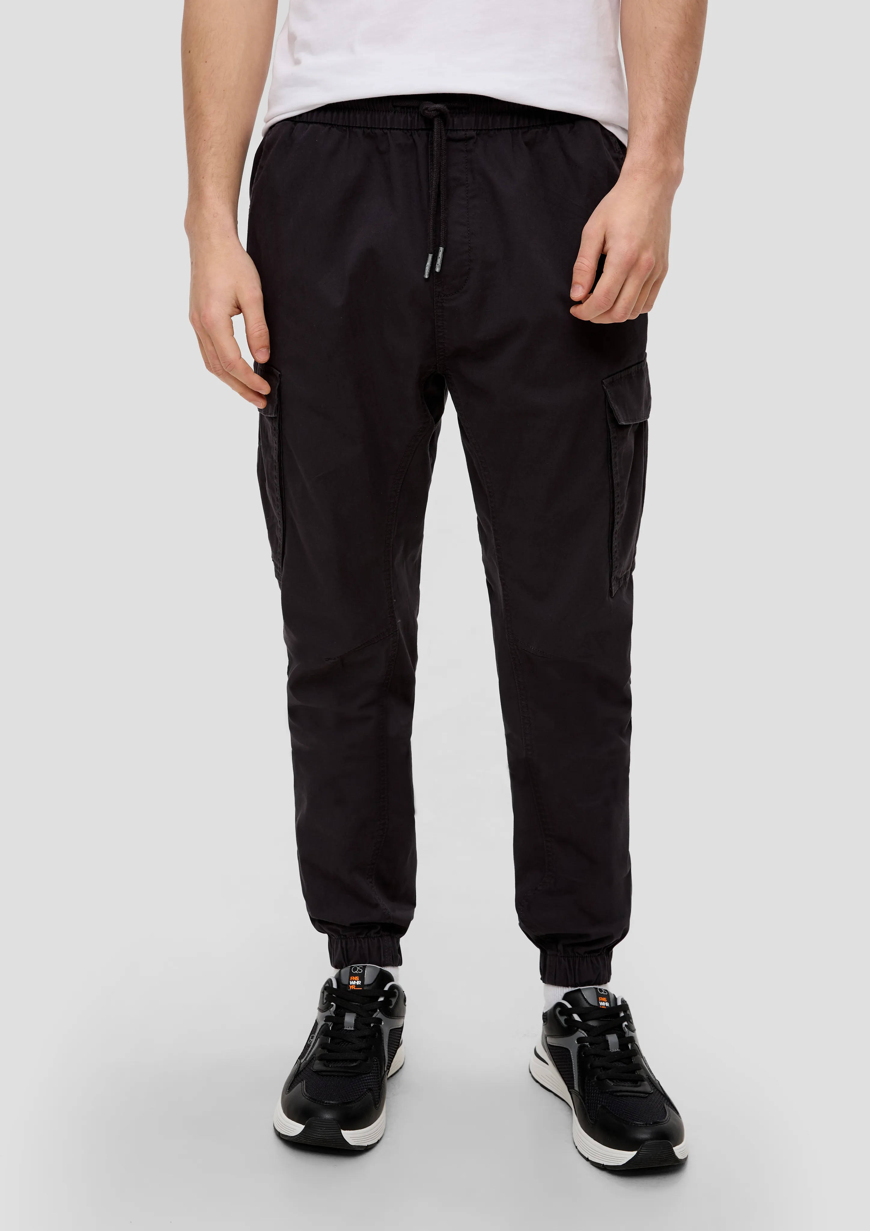 Slim fit: cargo trousers