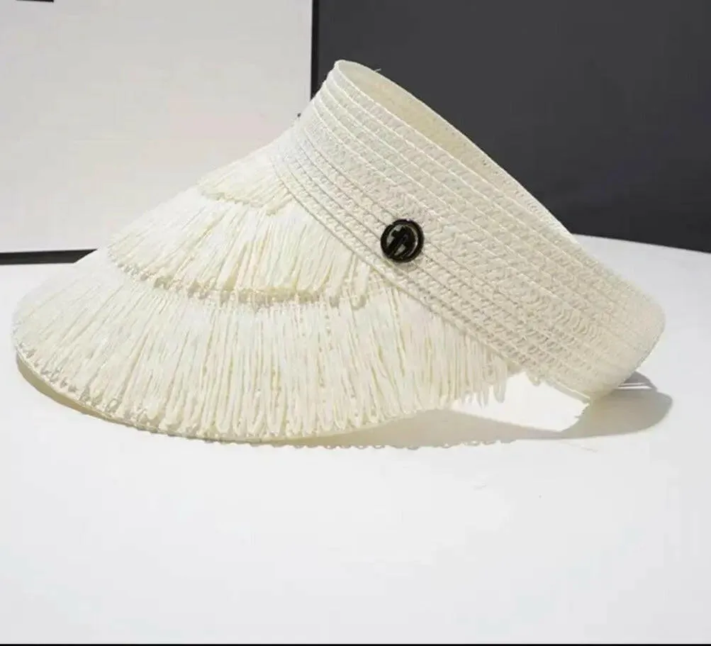 Stylish Sun Protection: Straw Tassel Visor Hat