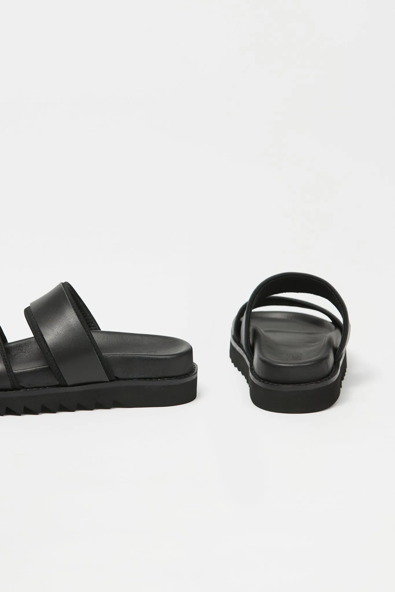 Suco Slide Black