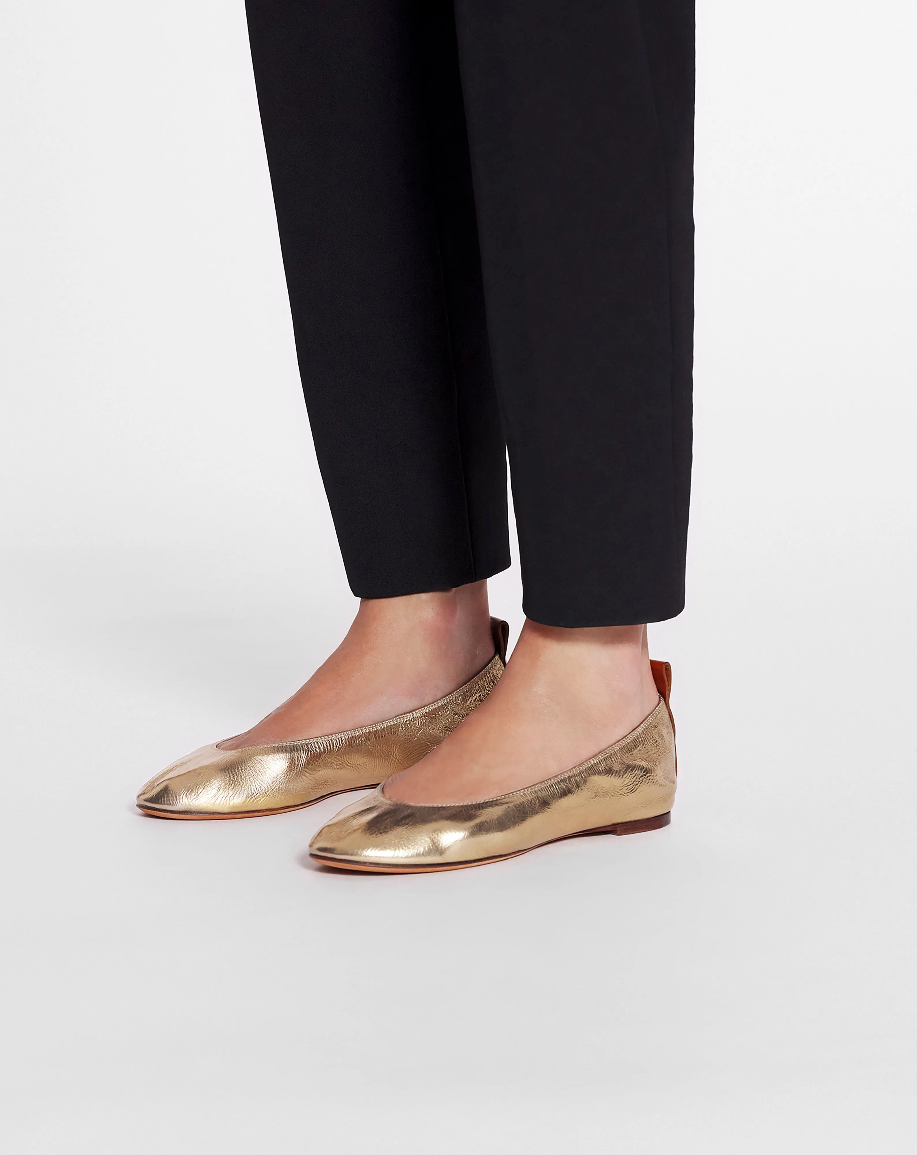 THE BALLERINA FLAT IN METALLIC LEATHER