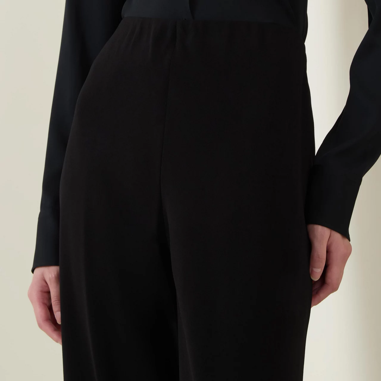 VINCE Bias High-Waisted Trousers - Black