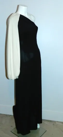 vintage 1960s WERLE gown / black one shoulder jersey dress XS