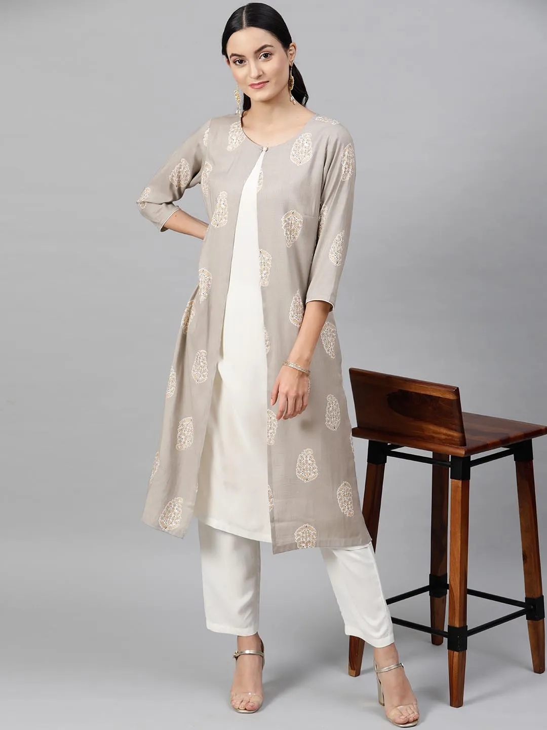 Women Grey White Printed Kurta with Trousers