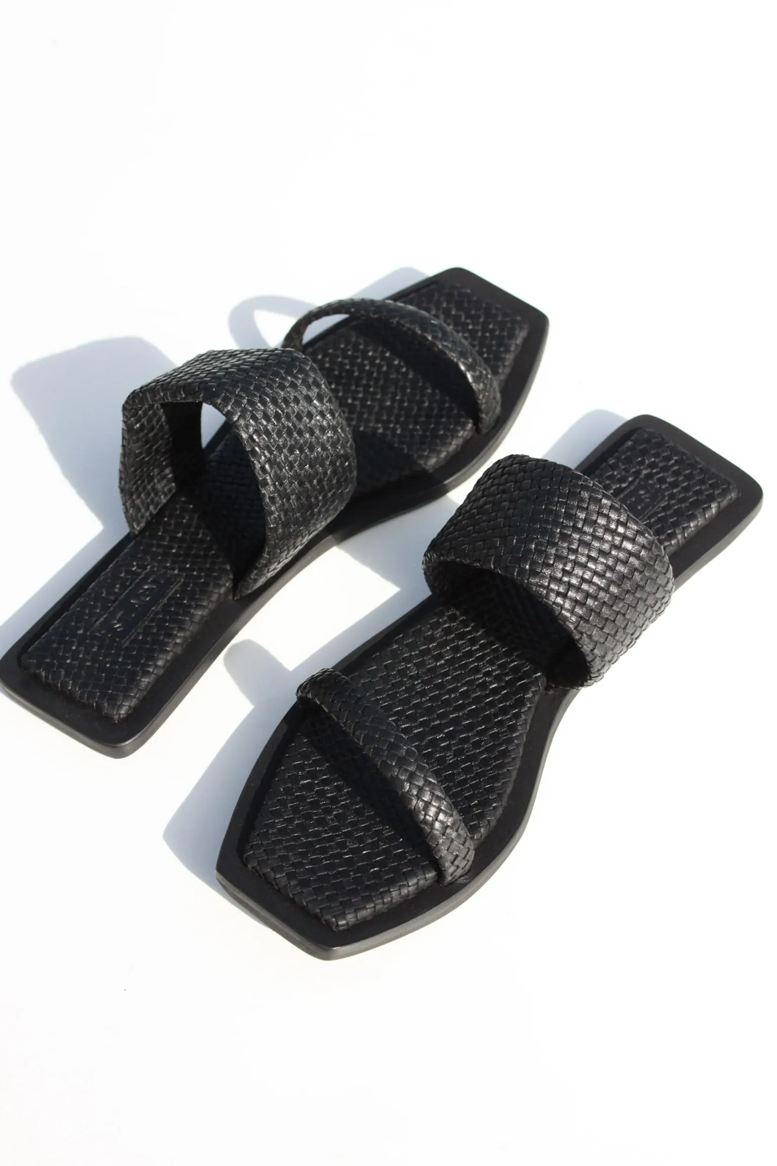 Woven Resort Slide